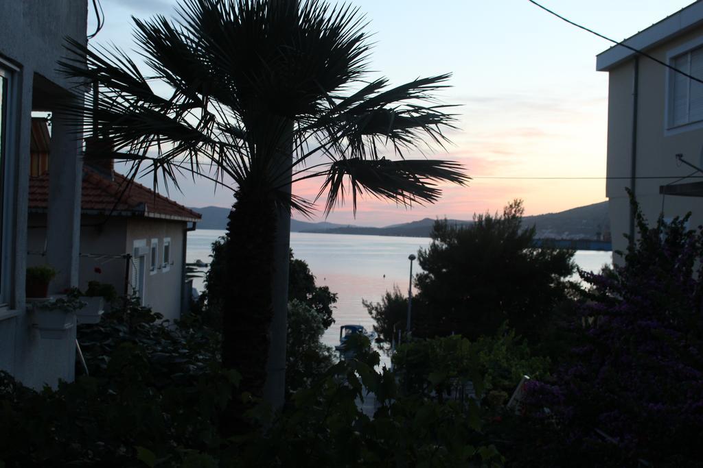 Apartment Cherie Trogir Exterior foto