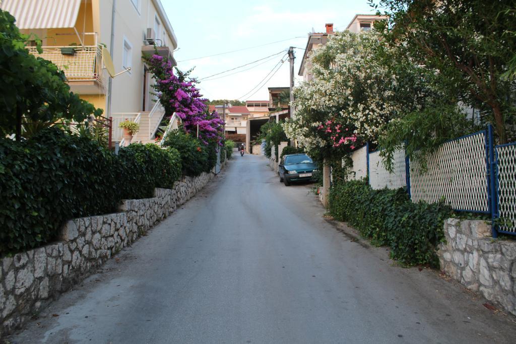 Apartment Cherie Trogir Exterior foto